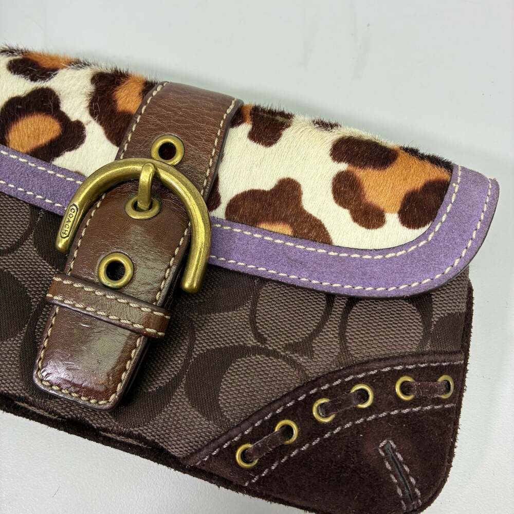 Coach Signature Canvas Leopard Print Calf Hair Purple Suede Buckle Wristlet - Picture 4 of 10
